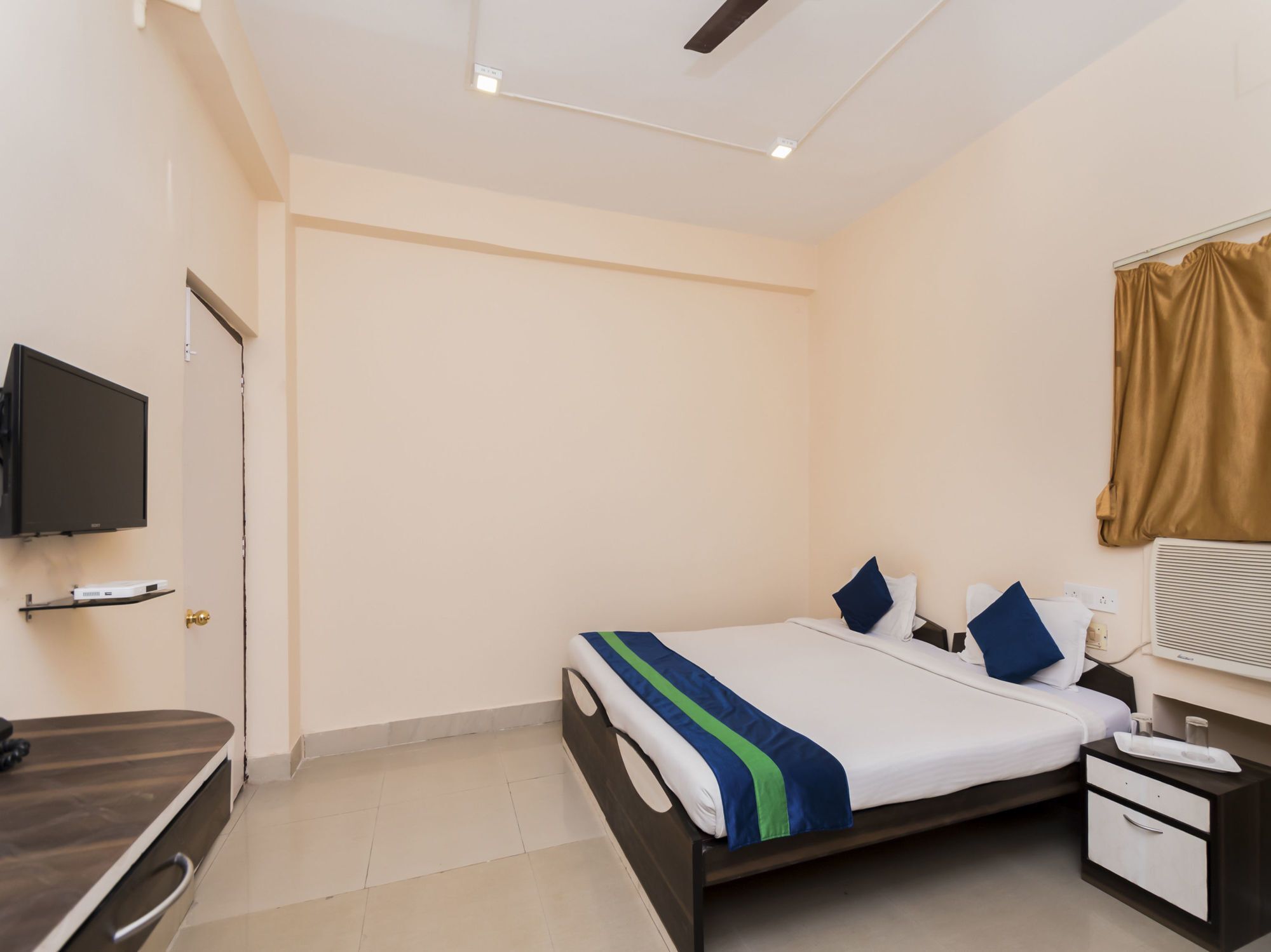 Oyo 8998 Hotel Aayash Liluāh Zewnętrze zdjęcie