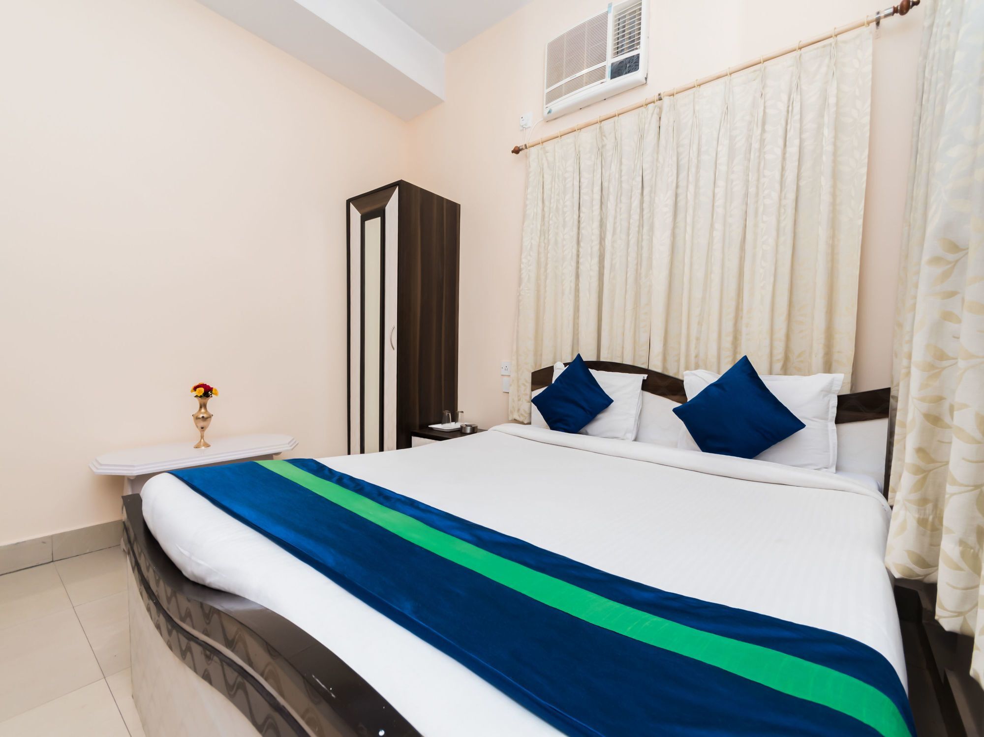 Oyo 8998 Hotel Aayash Liluāh Zewnętrze zdjęcie