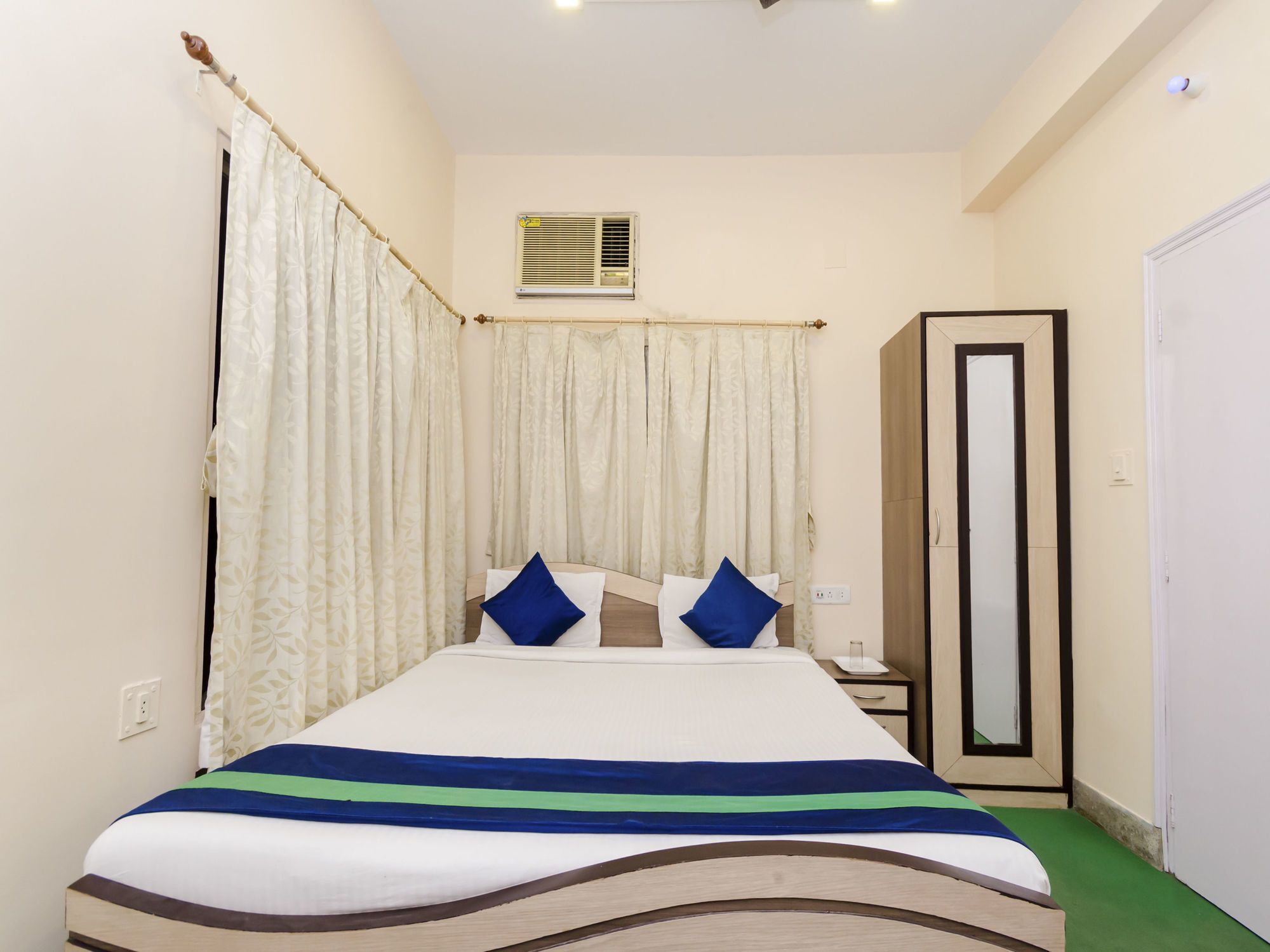 Oyo 8998 Hotel Aayash Liluāh Zewnętrze zdjęcie
